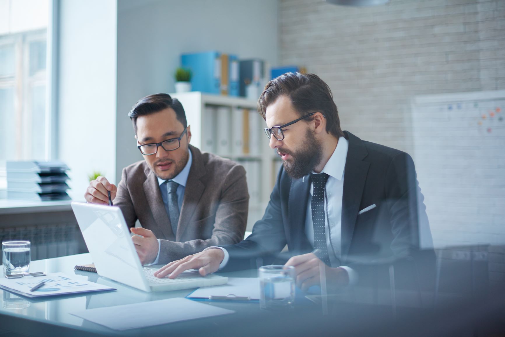 Business consultant conversation